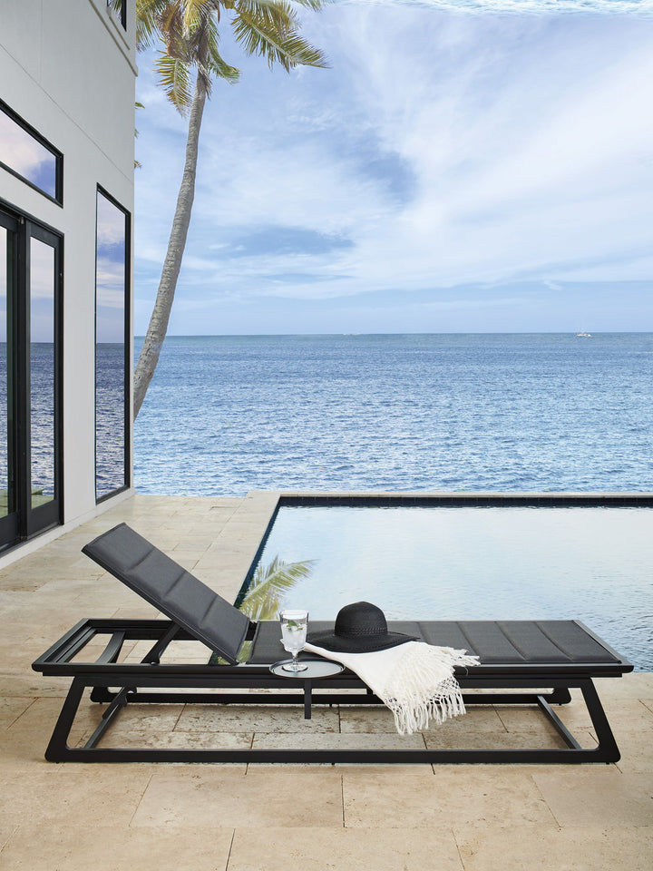 South Beach - Chaise Lounge - Dark Gray