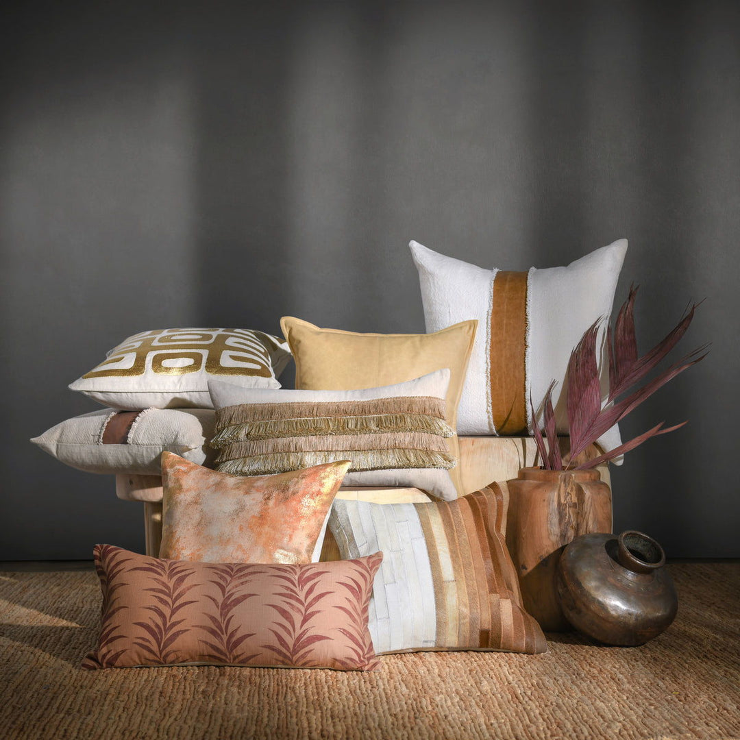 Villa Classics - Steam Pillow 26' x 26'