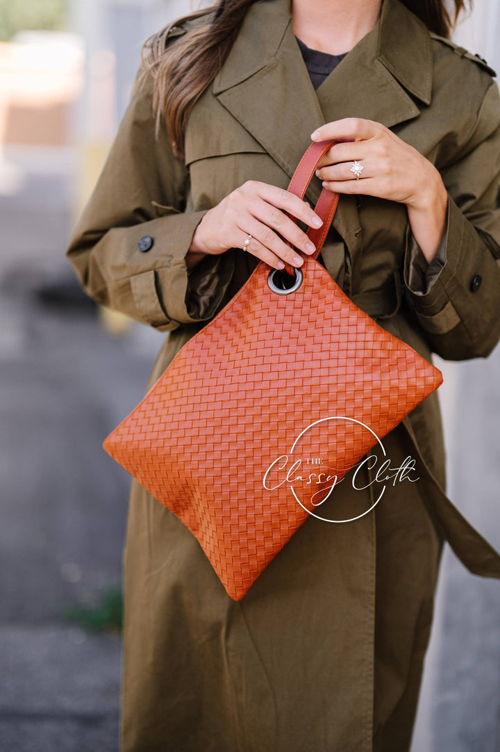 Trendy Clutch - Weave Tan RTS