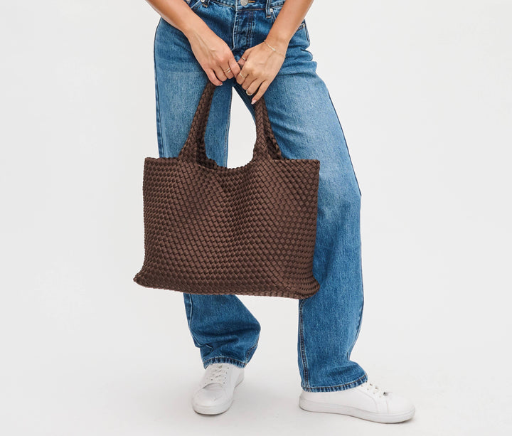 Sky's The Limit - Large Woven Neoprene Tote: Navy Nude
