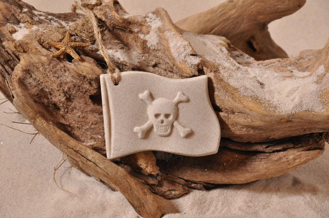 Pirate Flag Sand Ornament: Ribbon and Glitter