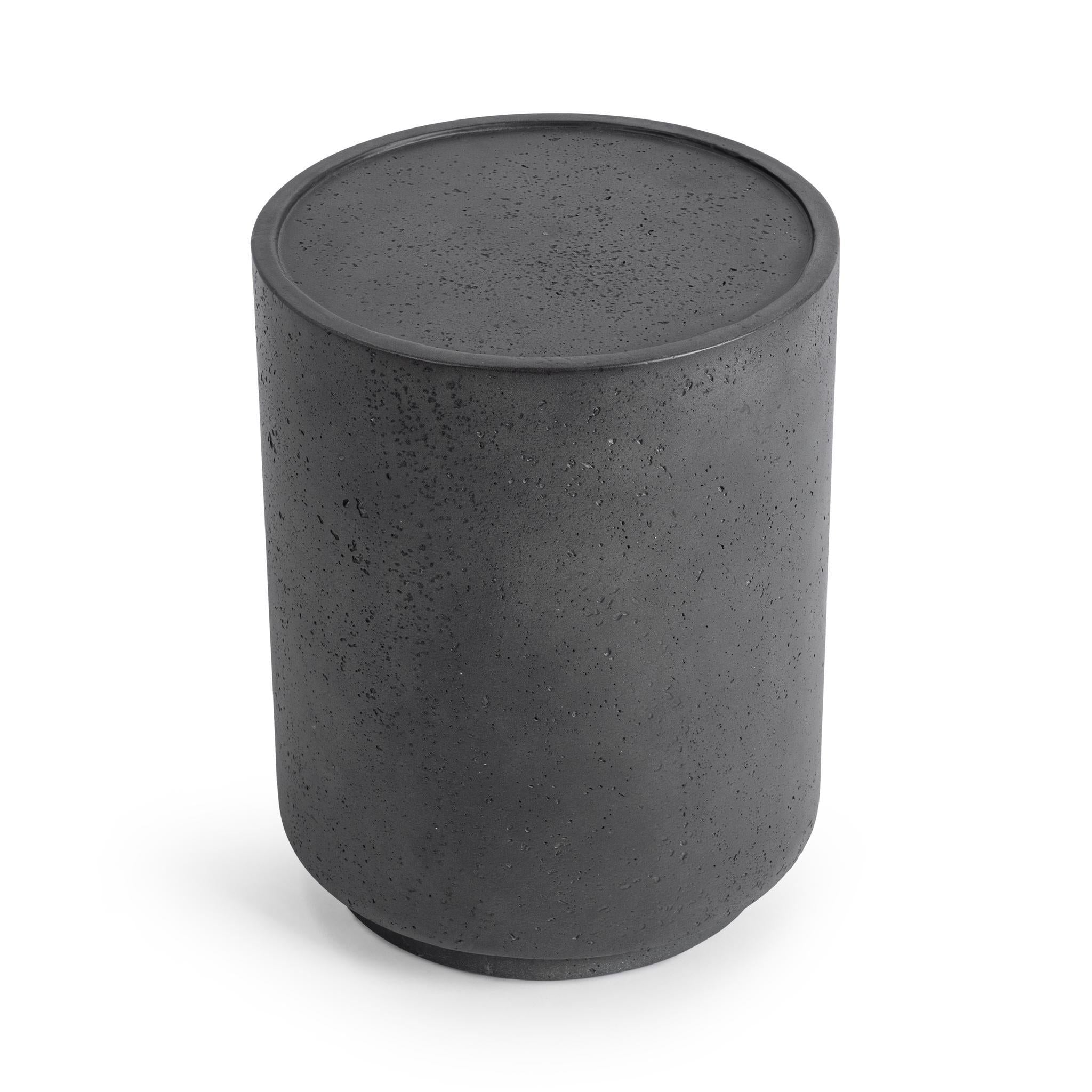 Darsa - Outdoor Round Accent Table