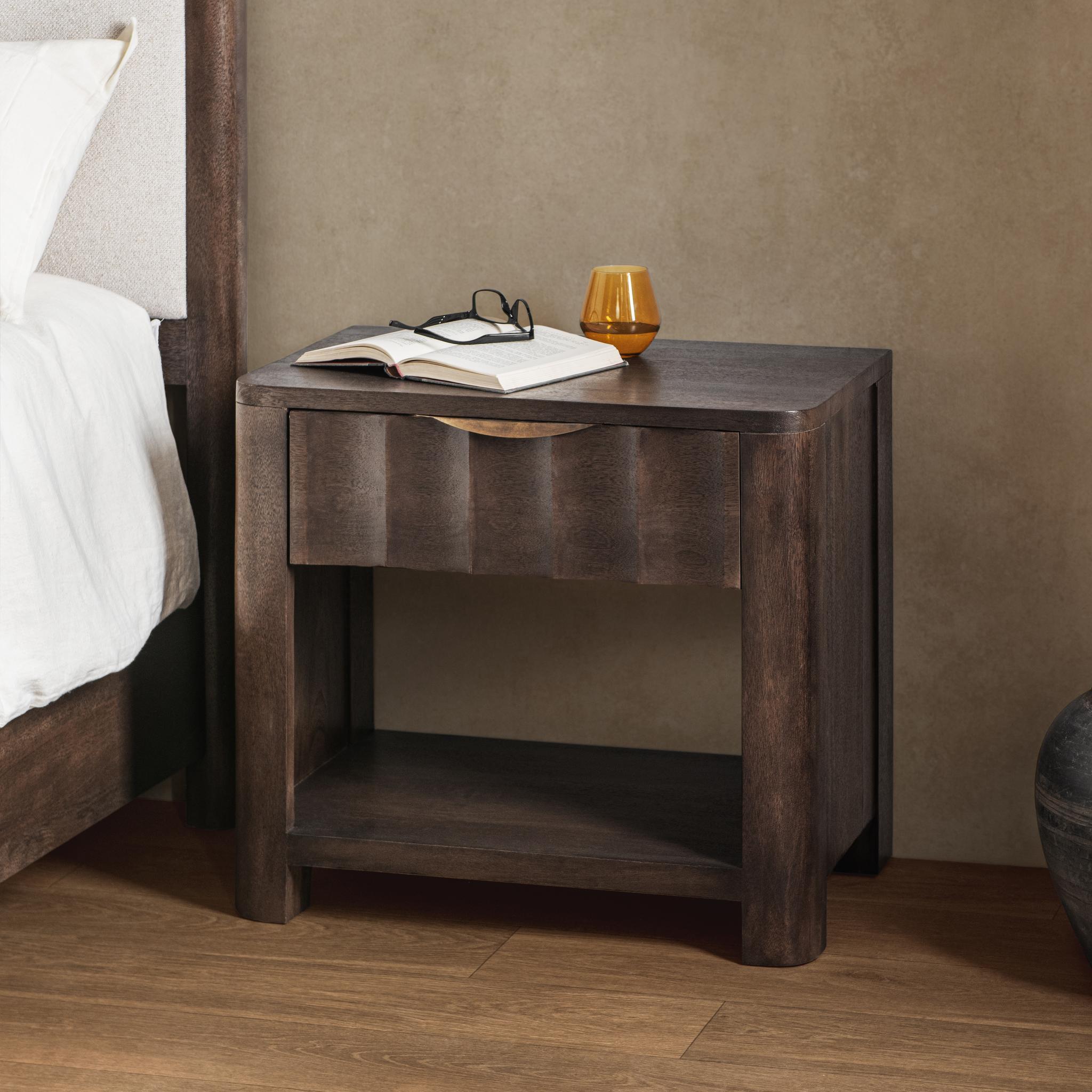 Baylee - 1 Drawer Nightstand - Cocoa Brown