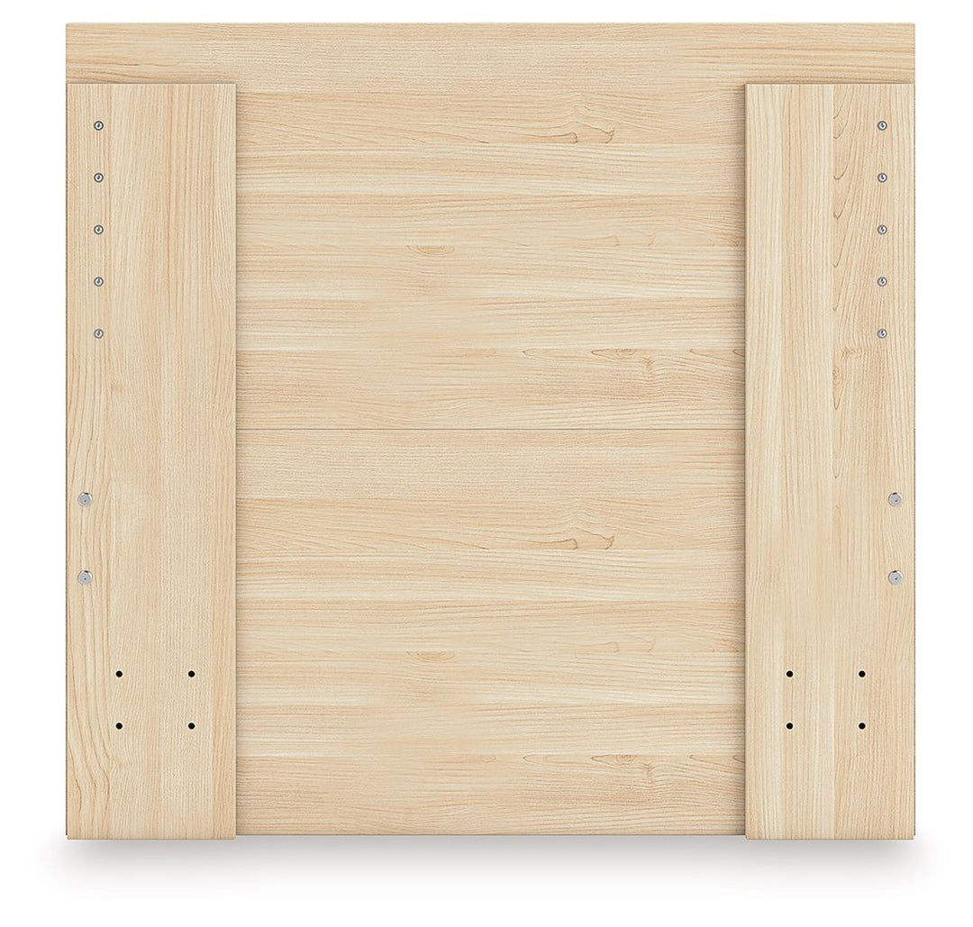 Onita - Panel Platform Bed