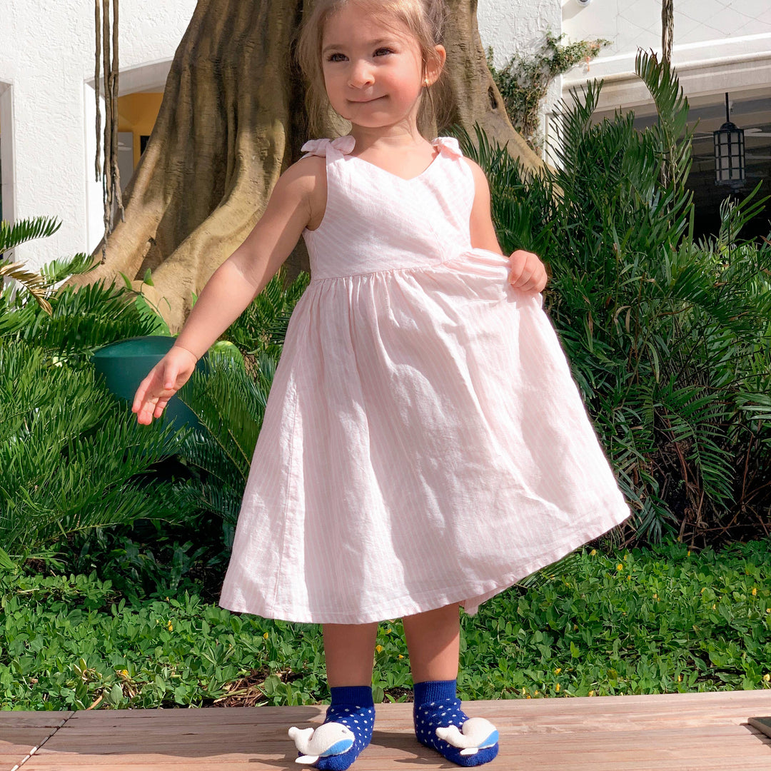 Baby Whale Boogie Toes Rattle Socks: 1 - 2 Y