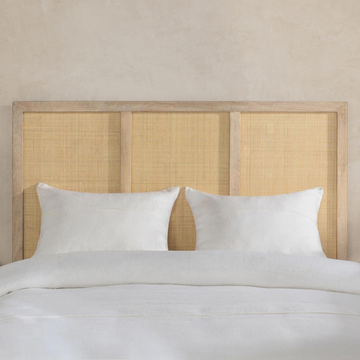 Jensen - Bed