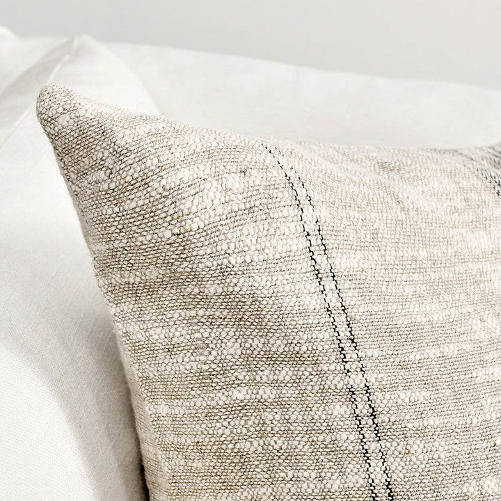 TL Ria - Pillow