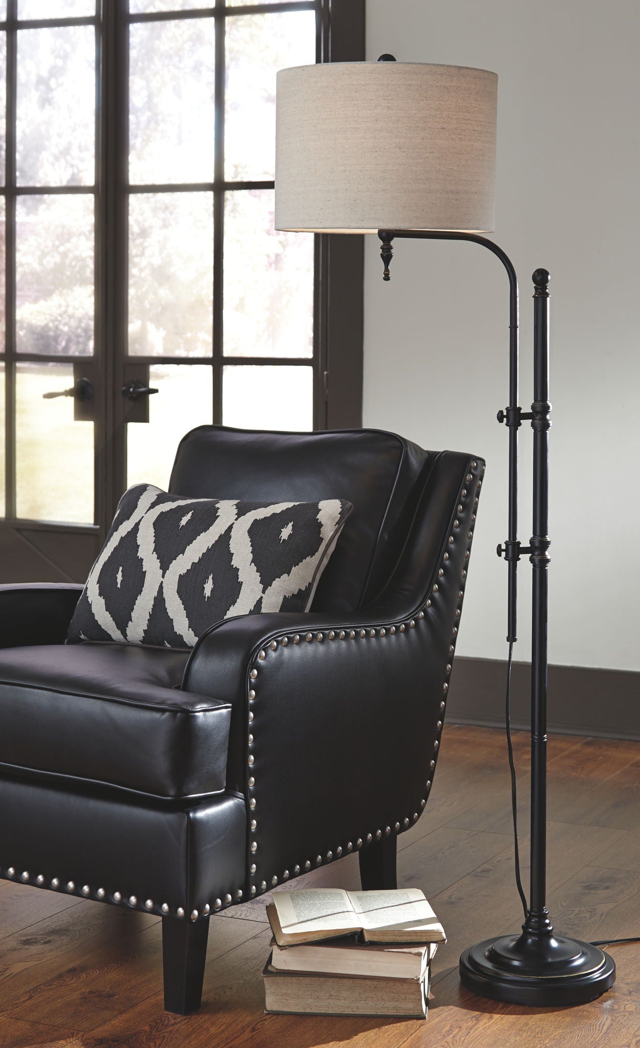 Anemoon - Metal Floor Lamp  - Black