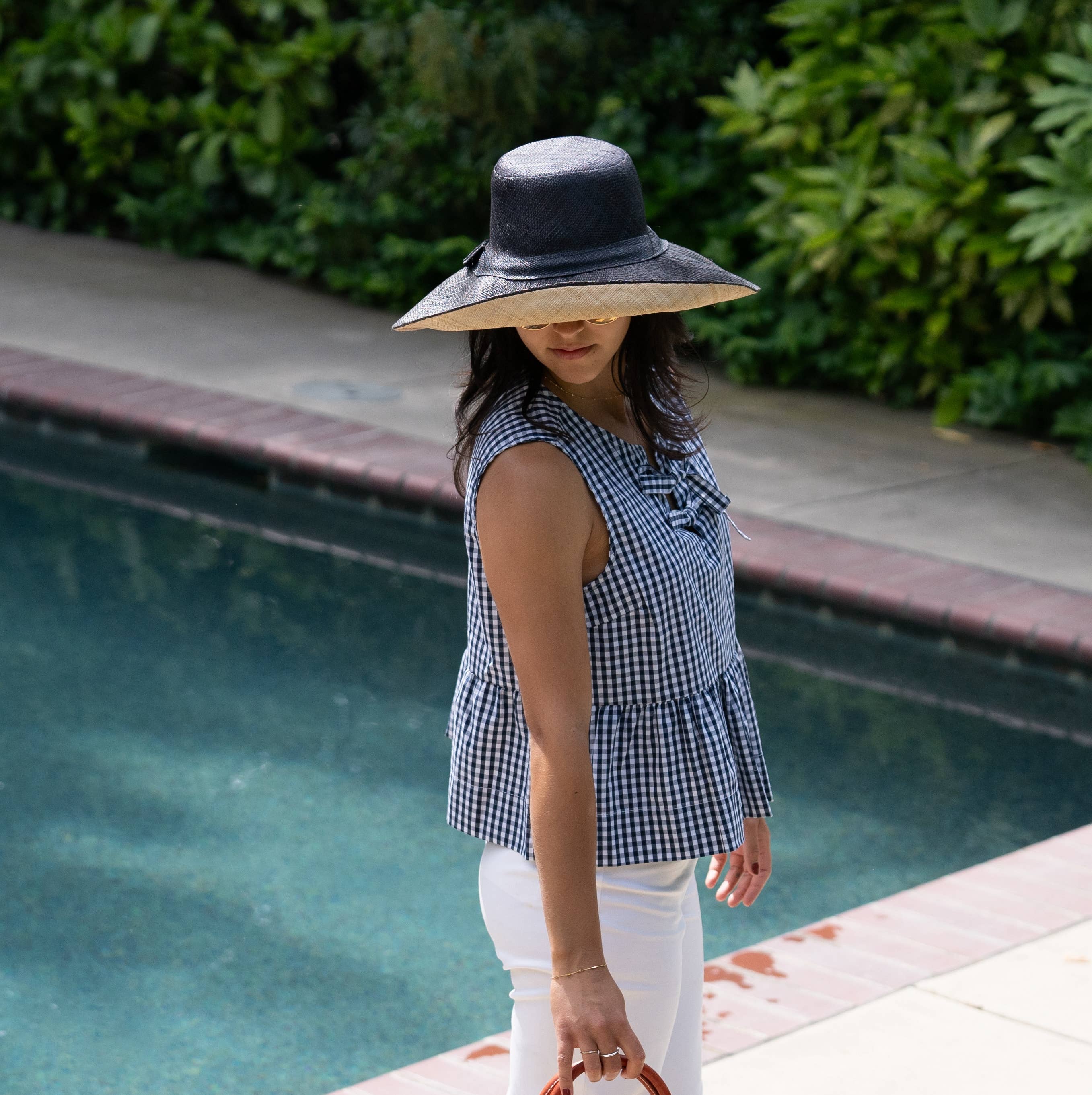 Monica 5" & 7" Wide Brim Two Tone Packable Straw Sun Hats: Tobacco Two Tone / 7" Brim