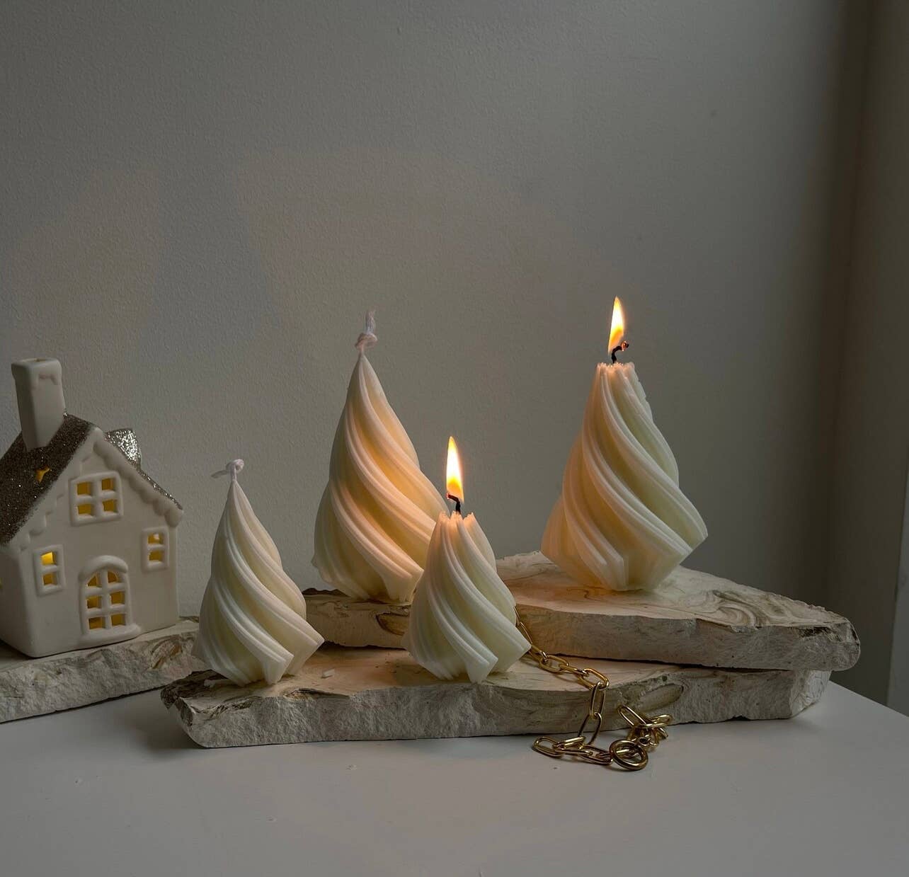 Christmas Tree Candles: Green / 1 / Swirl Christmas tree