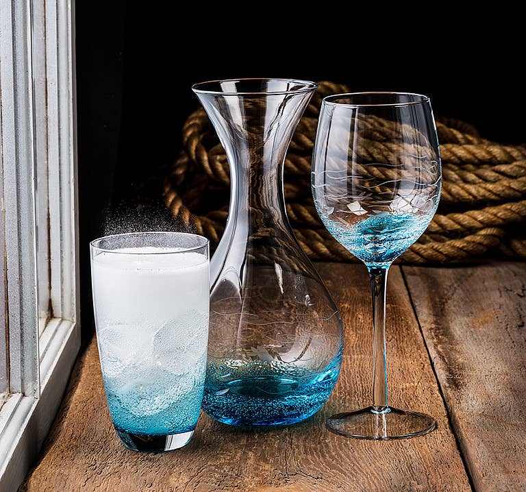 Blue/Clear Fish Cut Glassware: Stemless Goblet (18oz)