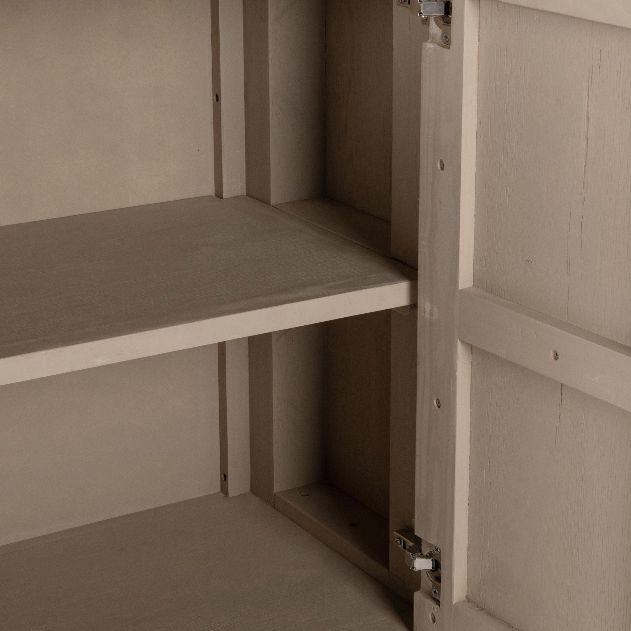 Tiber - 4 Door Buffet