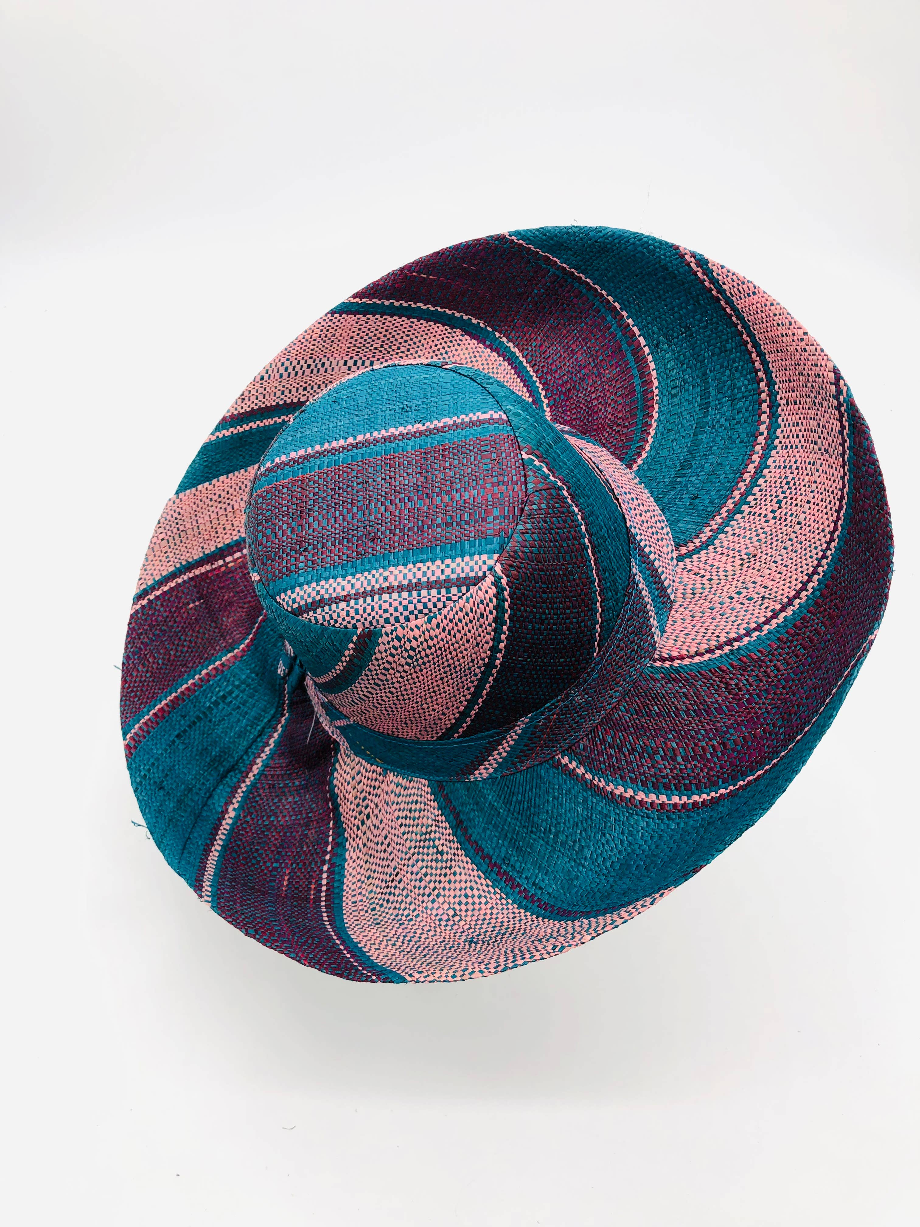 Sun Hats: Colored Stripes Packable 5" & 7" Brim Raffia Straw: 7"Brim / Black Swirl