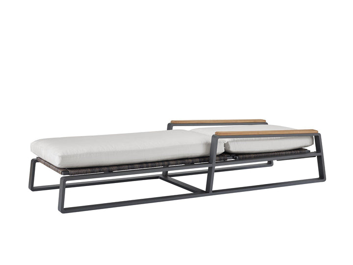 Coastal Living Outdoor / San Clemente - Chaise Lounge, Special Order - White
