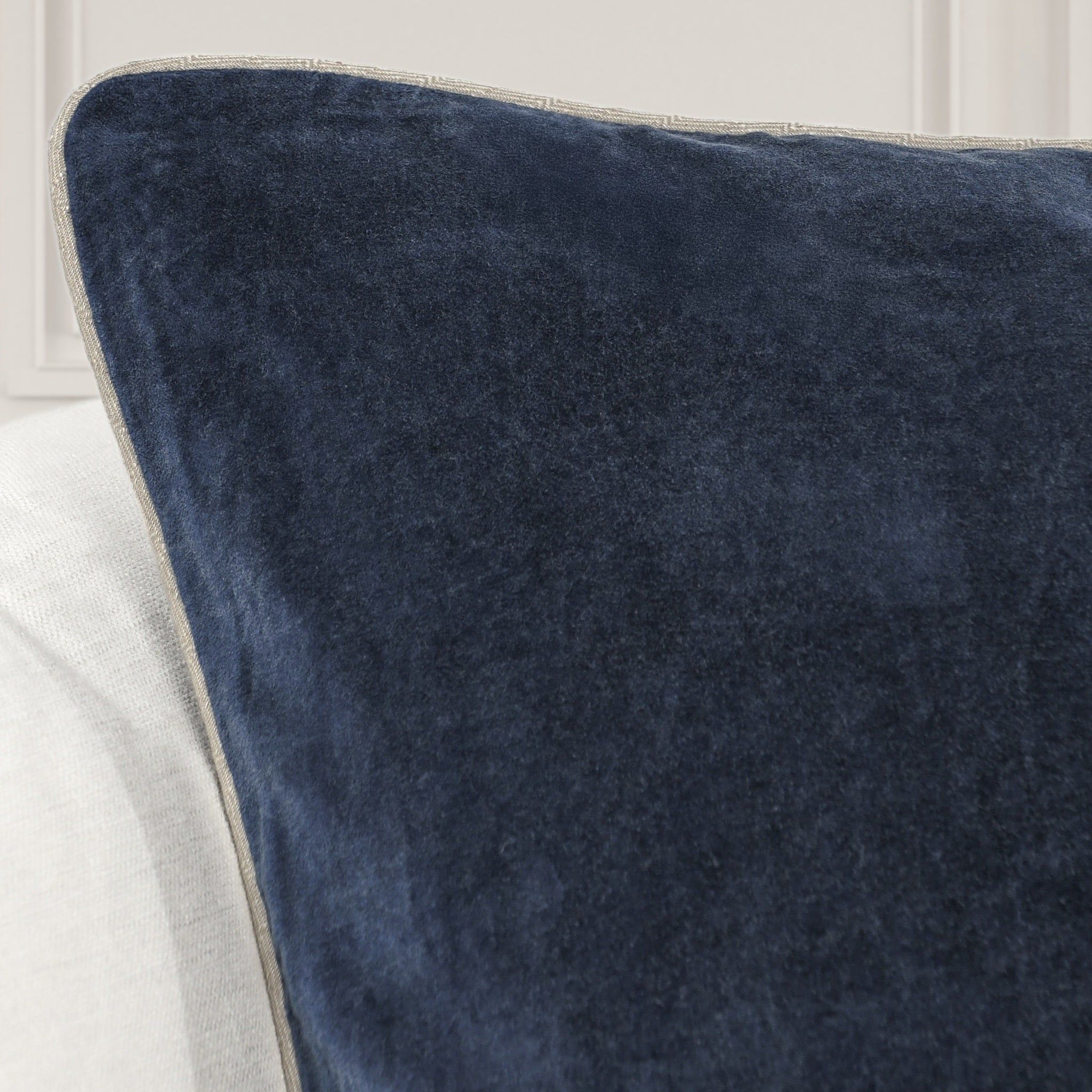 Heirloom Velvet - SLD Pillow - Blue