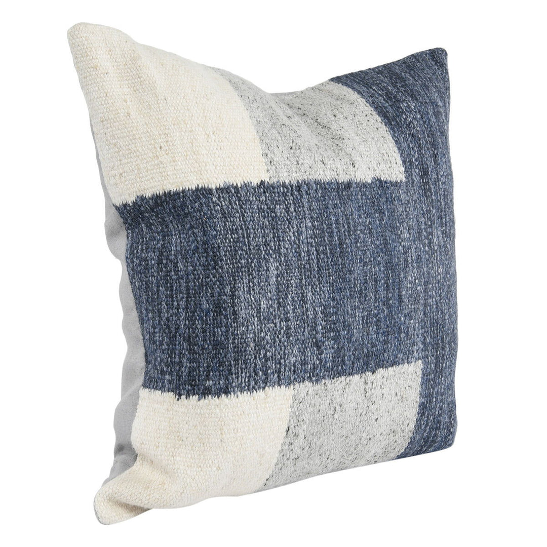 VC Kass - Pillow