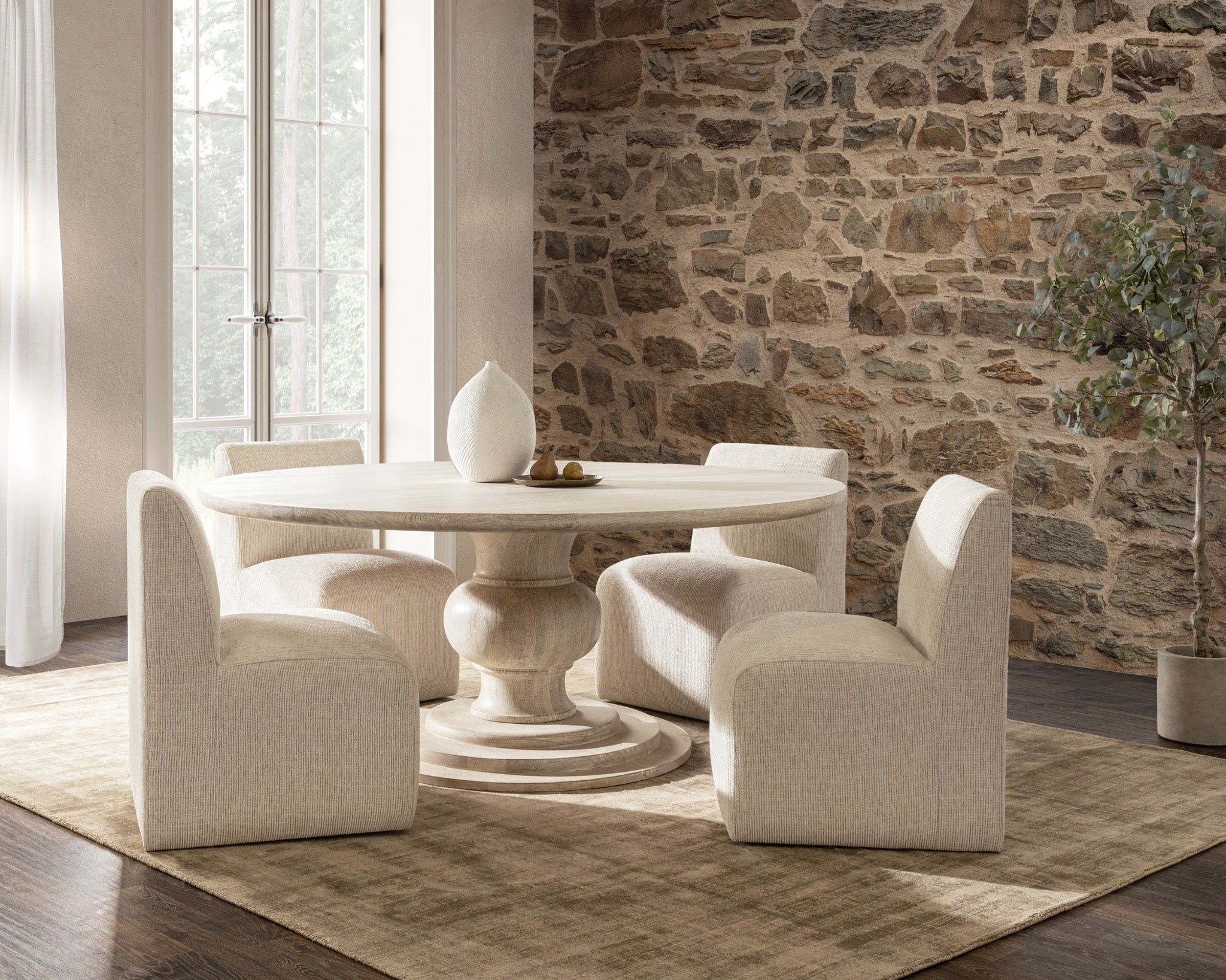 Hera - Round Dining Table