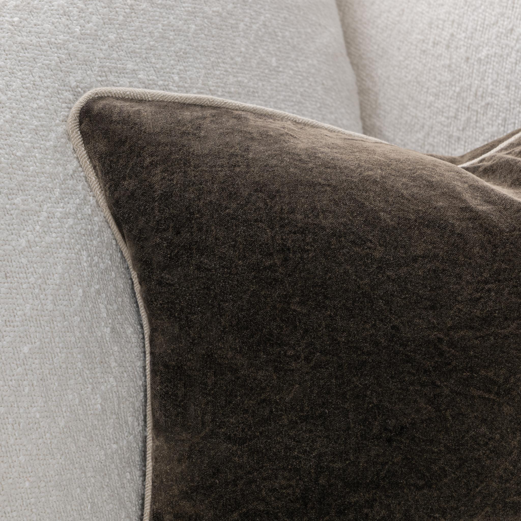 Heirloom Velvet - SLD Pillow
