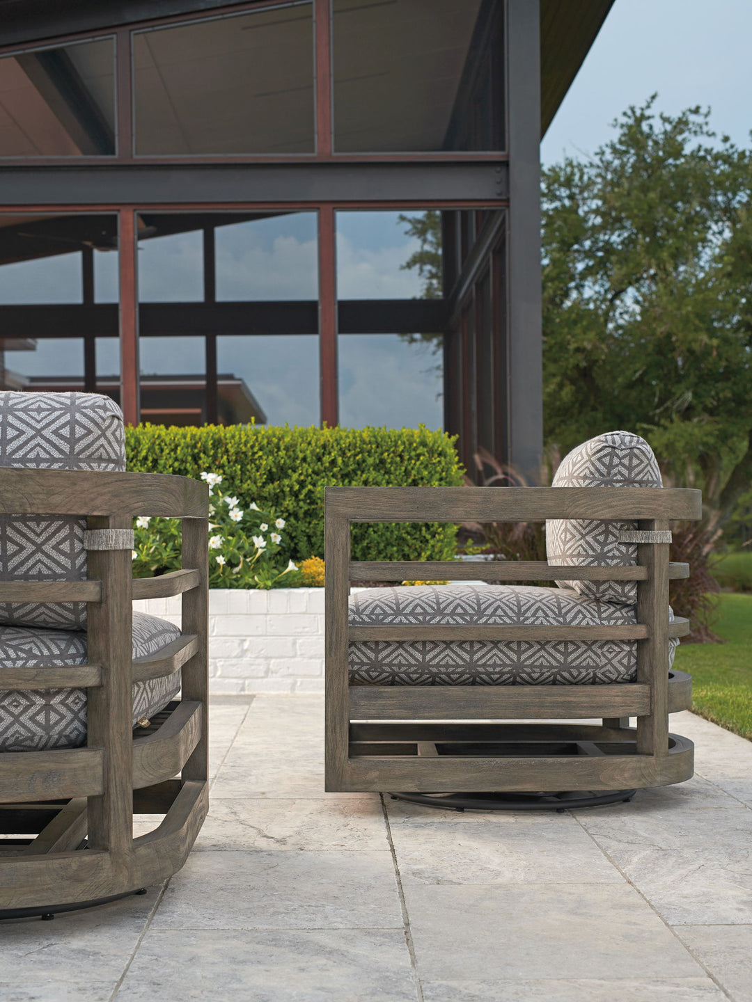 La Jolla - Occasional Swivel Chair - Dark Brown