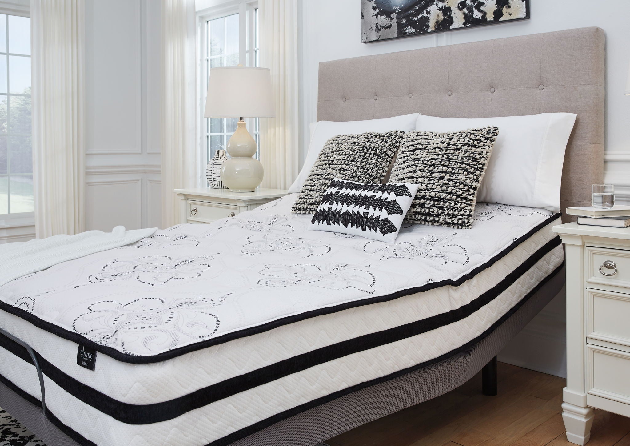 Chime 10 Inch Hybrid - Medium Hybrid Mattress