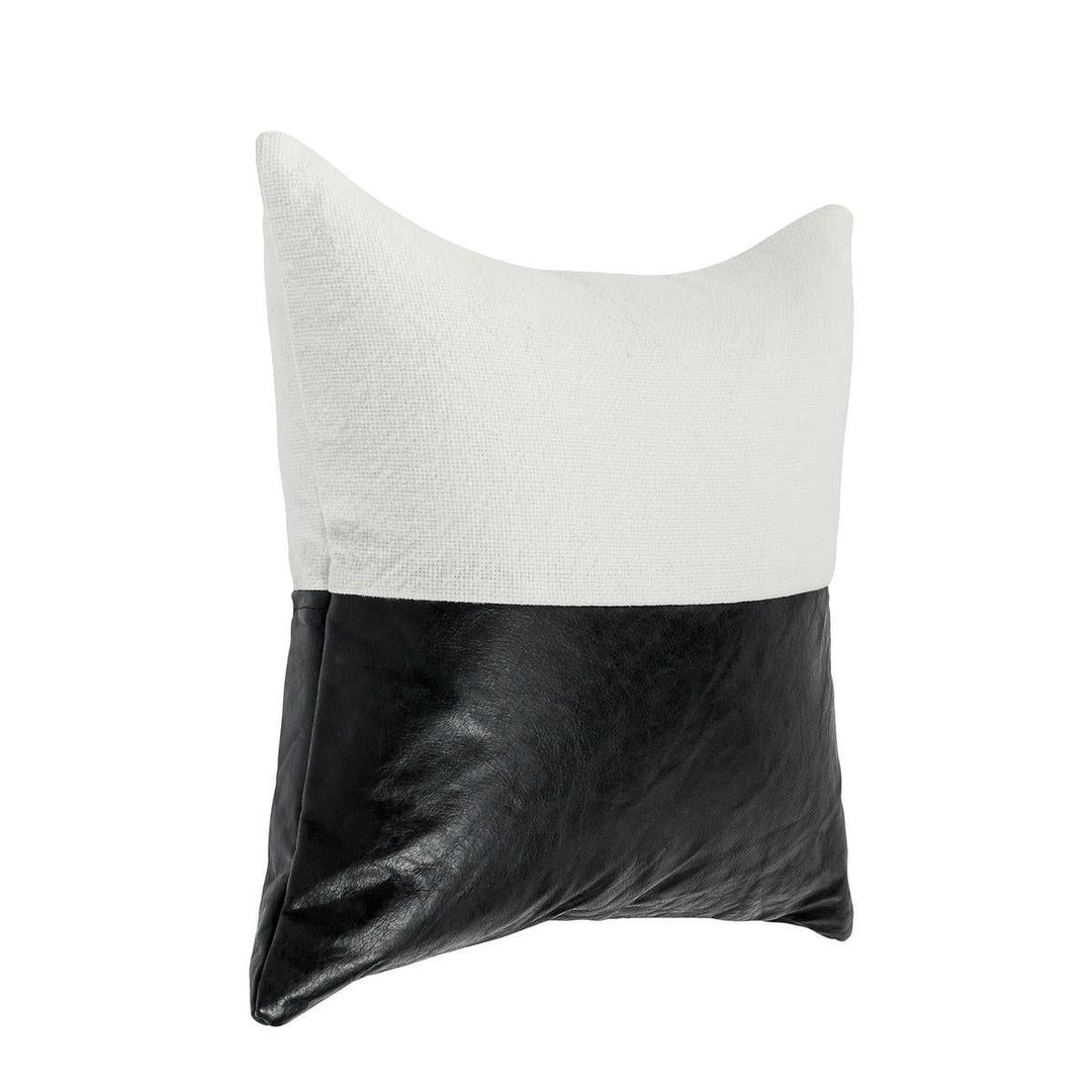 Villa Classics - Canyon Pillow 20' x 20'