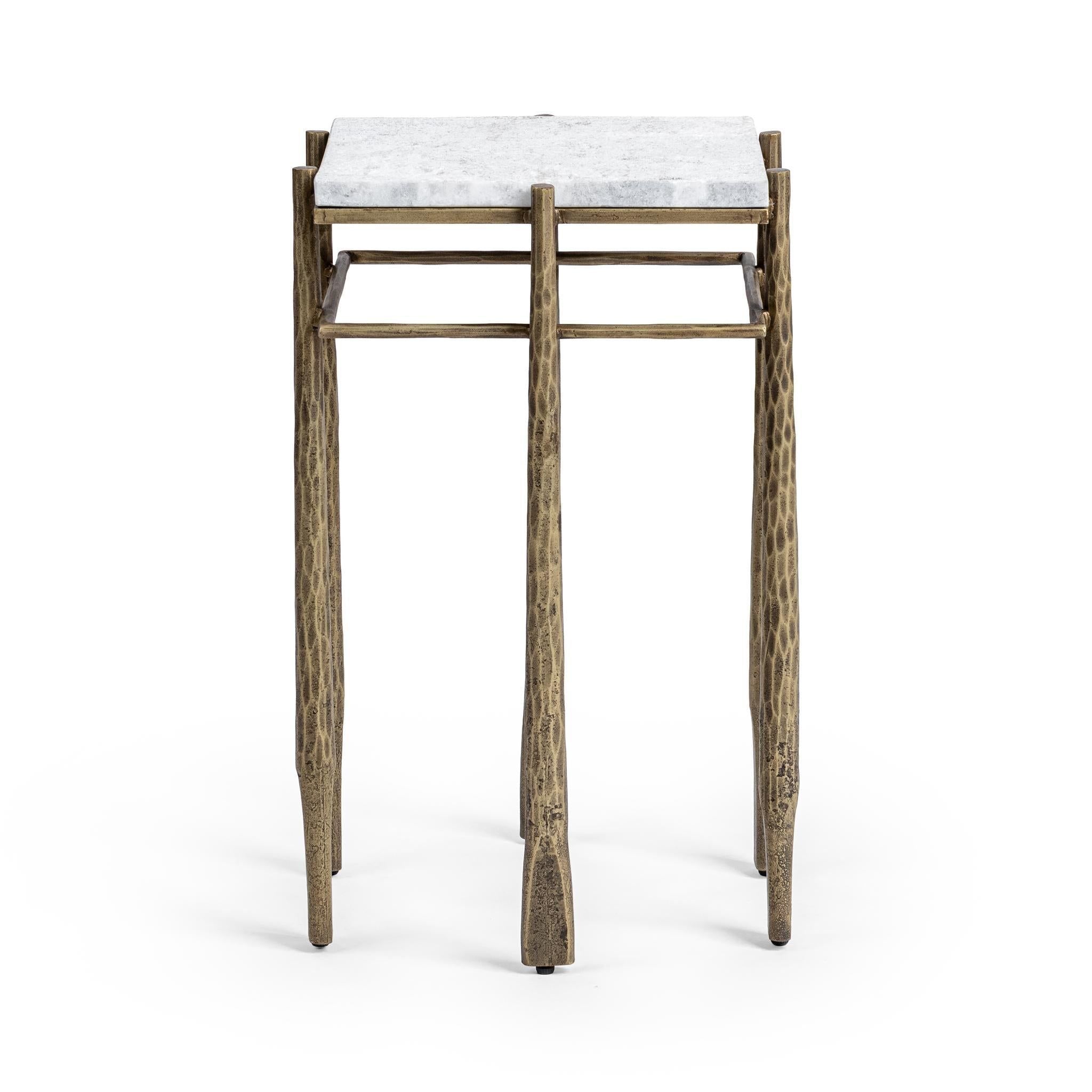 Jasmine - Table
