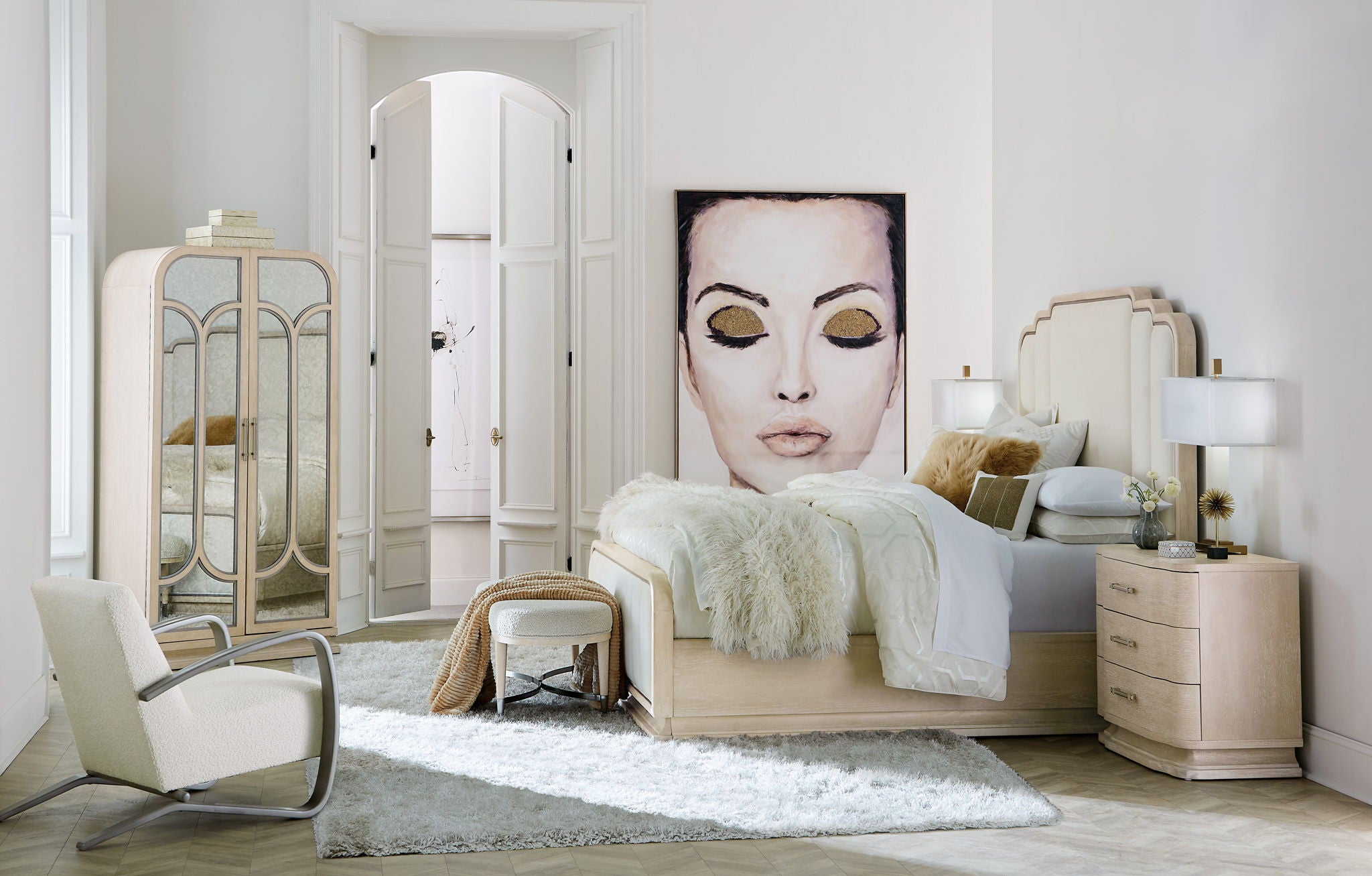 Nouveau Chic - Upholstered Bed