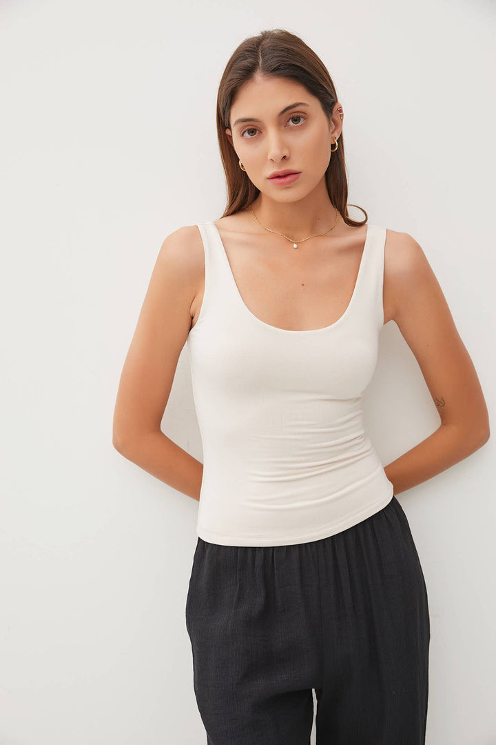 BASIC SCOOP NECK TANK: M / Off-White
