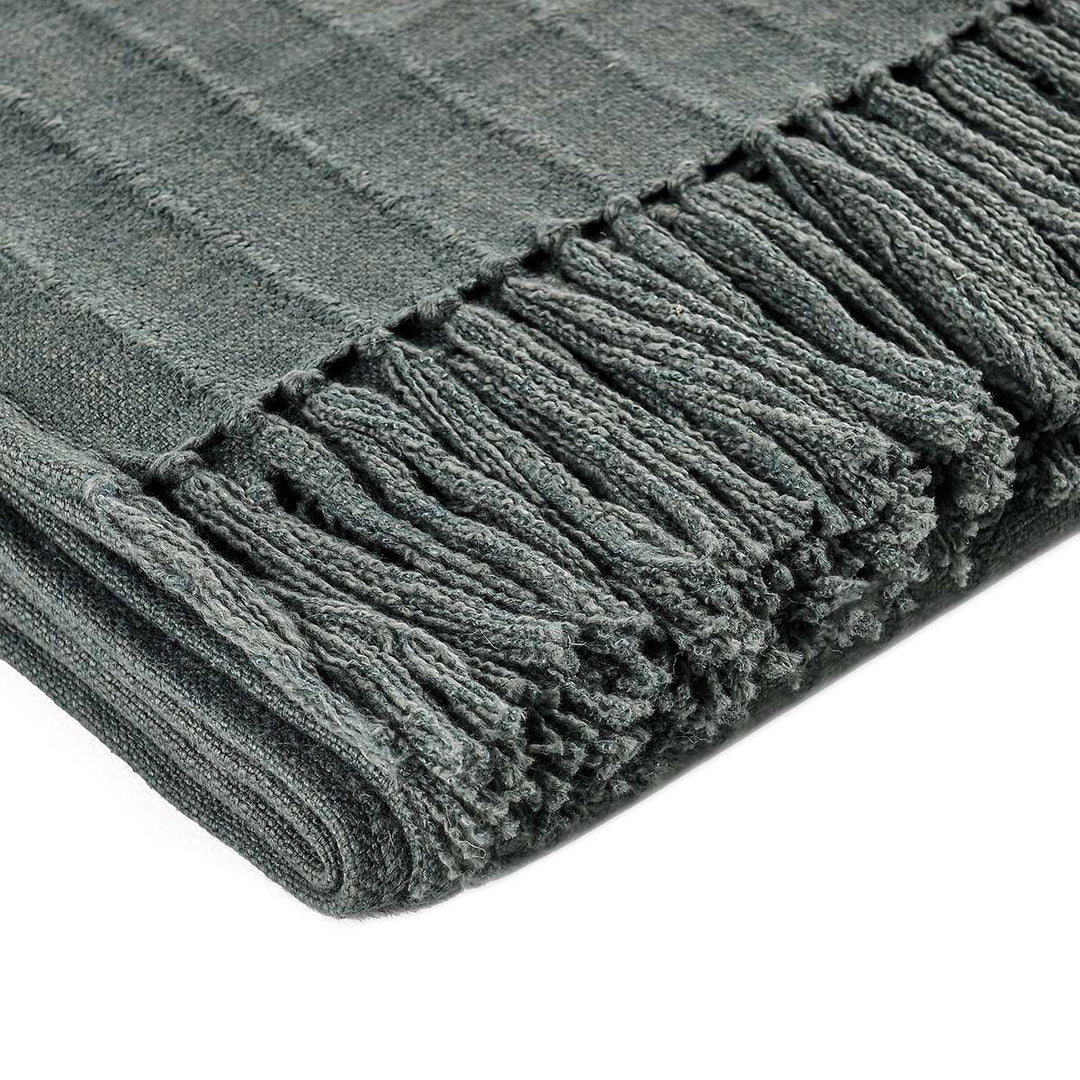 Throws - TC Hunter Throw
