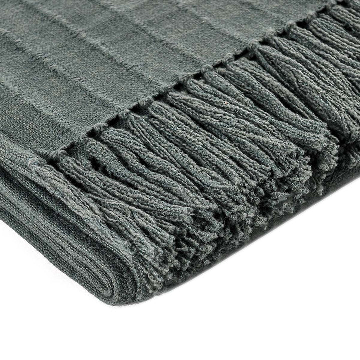 Throws - TC Hunter Throw
