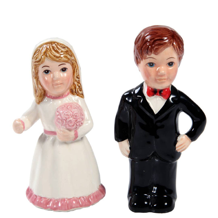 Wedding Couple Salt and Pepper Shaker Set
