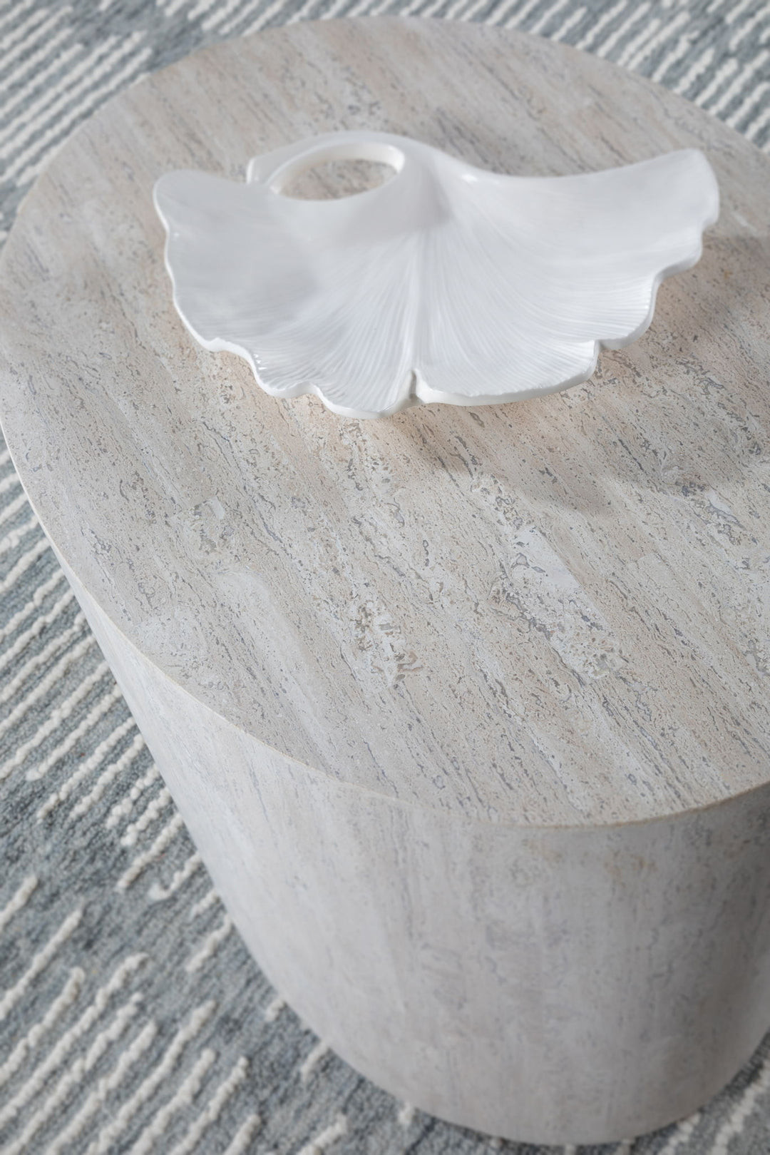 Signature Designs - Cassio Oval Side Table - Gray