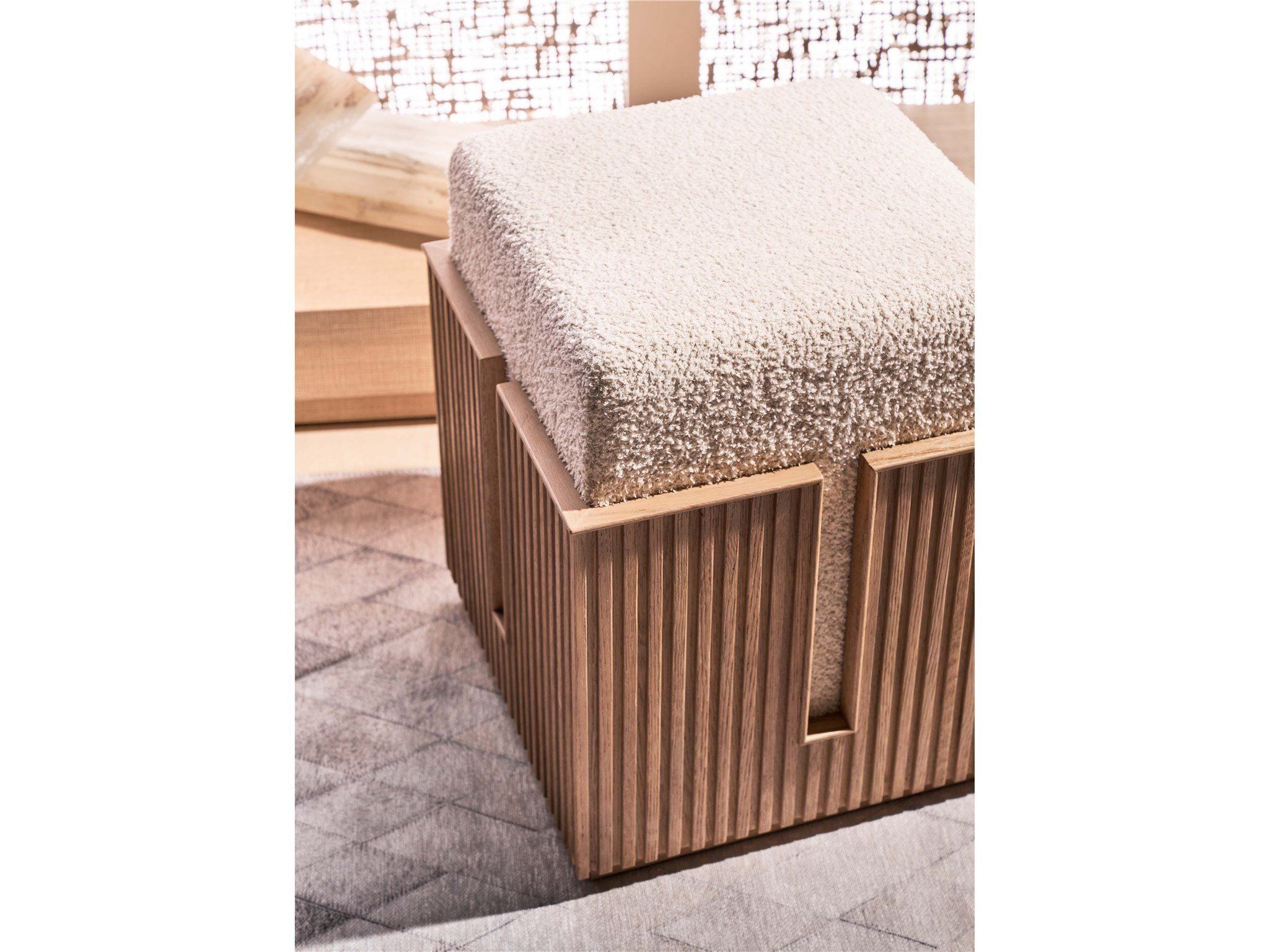 Avaline - Carmen Bunching Stool
