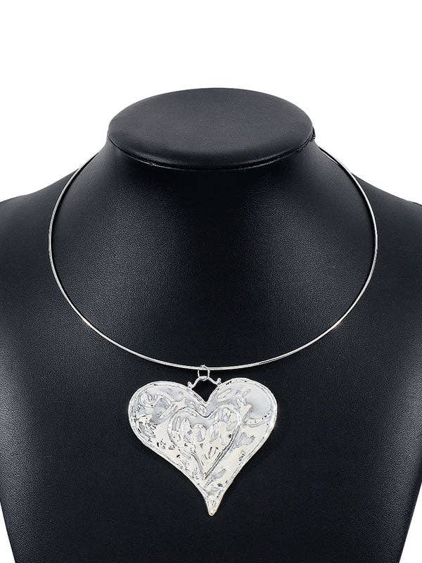 Heart Shape Necklaces Accessories: SILVER / One_size