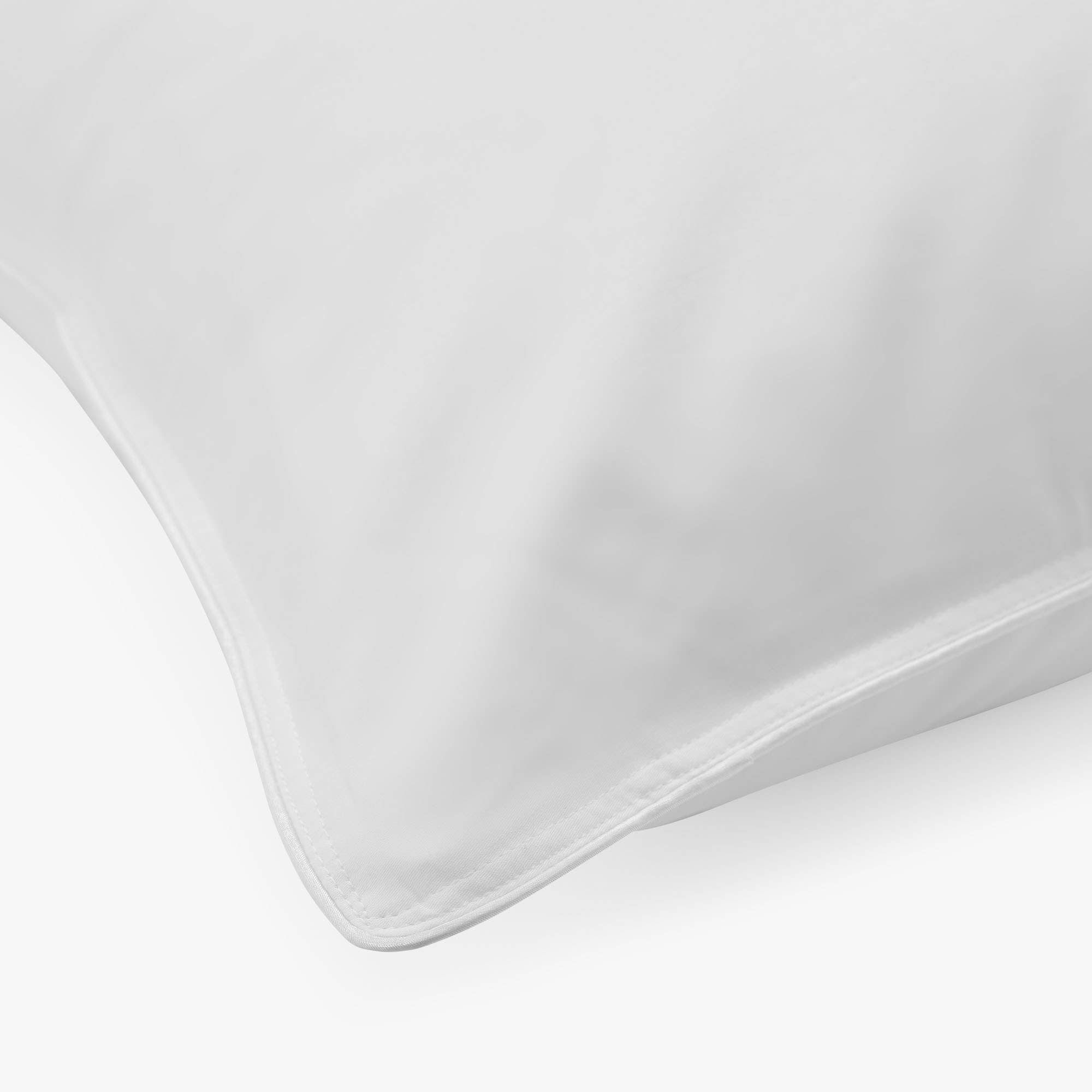 Custom Sleeping Pillow, Down Alternative Fill: Front Sleeper/Soft / Queen 20"x30"