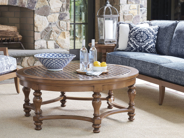 Harbor Isle - Round Cocktail Table - Dark Brown