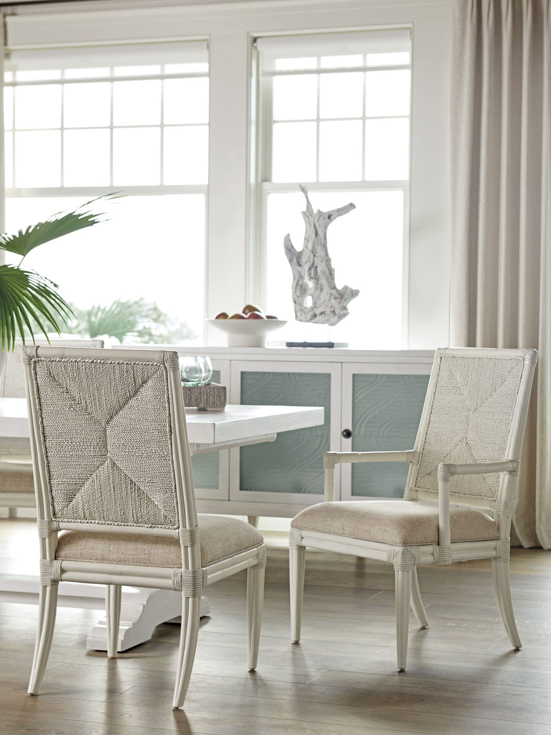 Ocean Breeze - Regatta Arm Chair - White