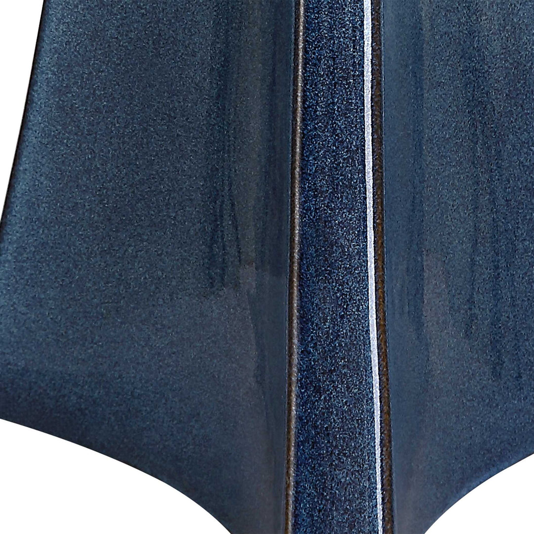 Teramo - Scalloped Ceramic Table Lamp - Blue