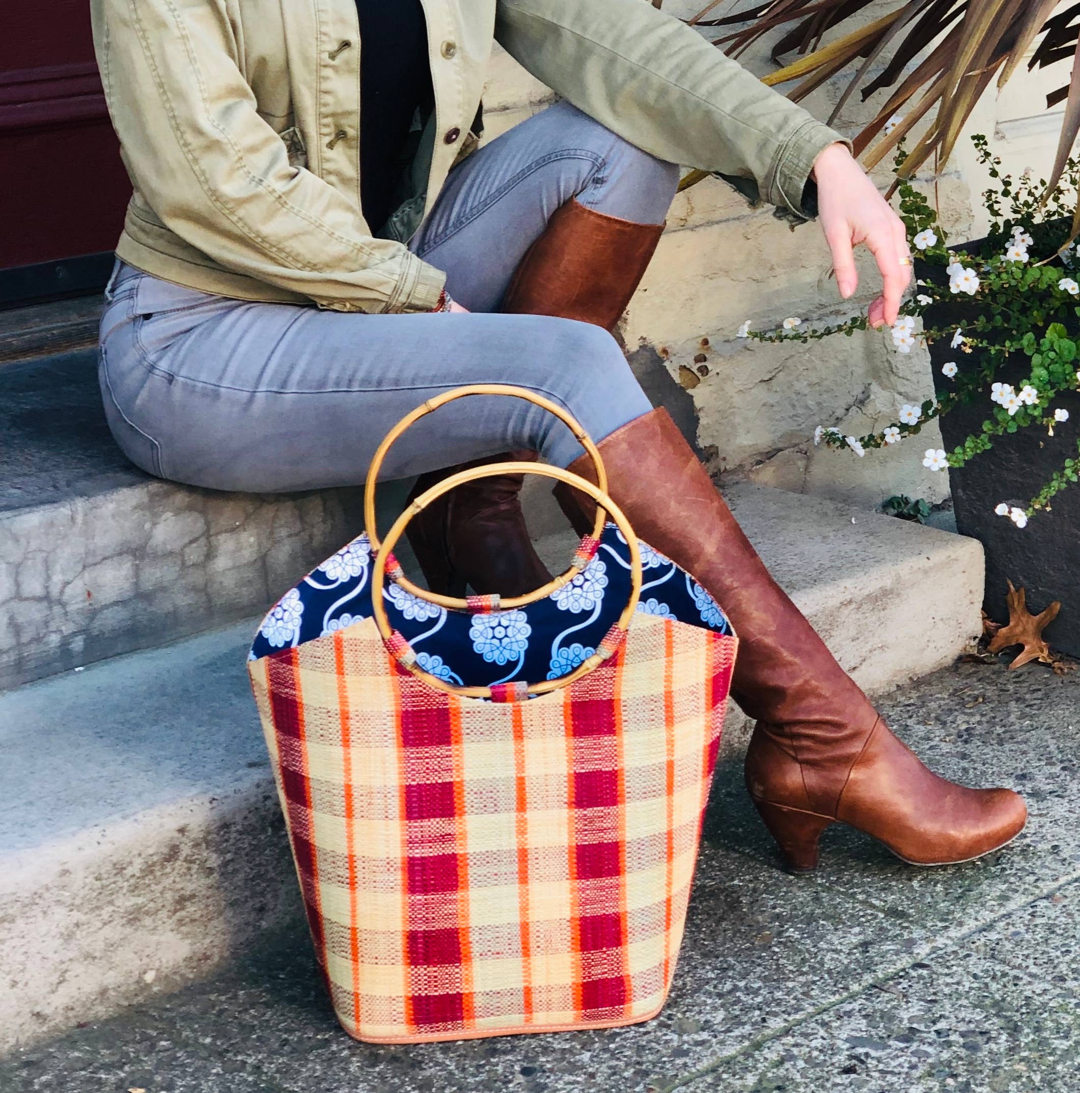 Carmen Straw Bucket Bag with Bamboo Handles: Denim