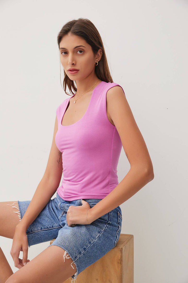 BASIC CAP SLEEVE KNIT TOP: Large / Black