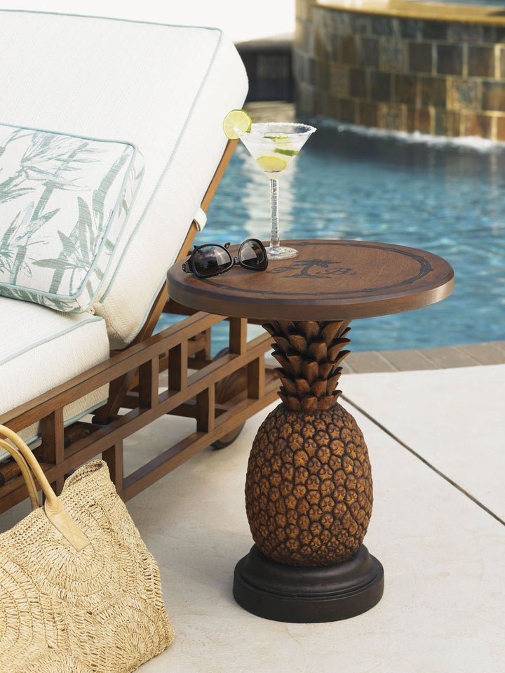 Alfresco Living - 22" Pineapple Table - Dark Brown