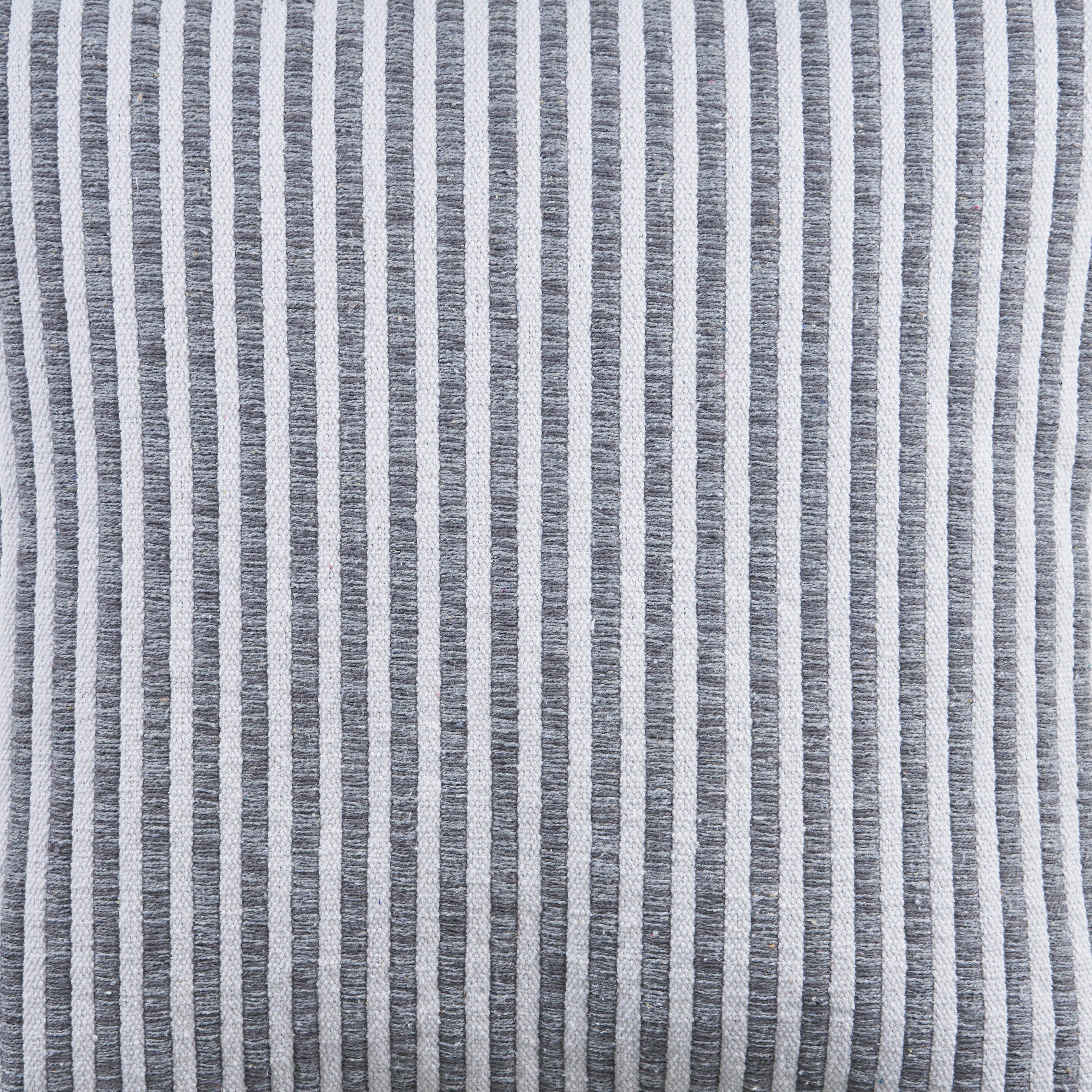 Metropolitan Striped Throw Pillow: Gray/Cream / Poly Filled