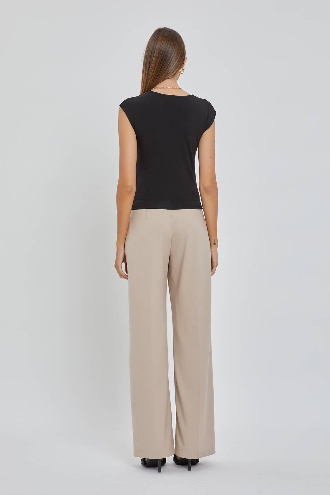 BASIC CAP SLEEVE KNIT TOP: Small / Mocha