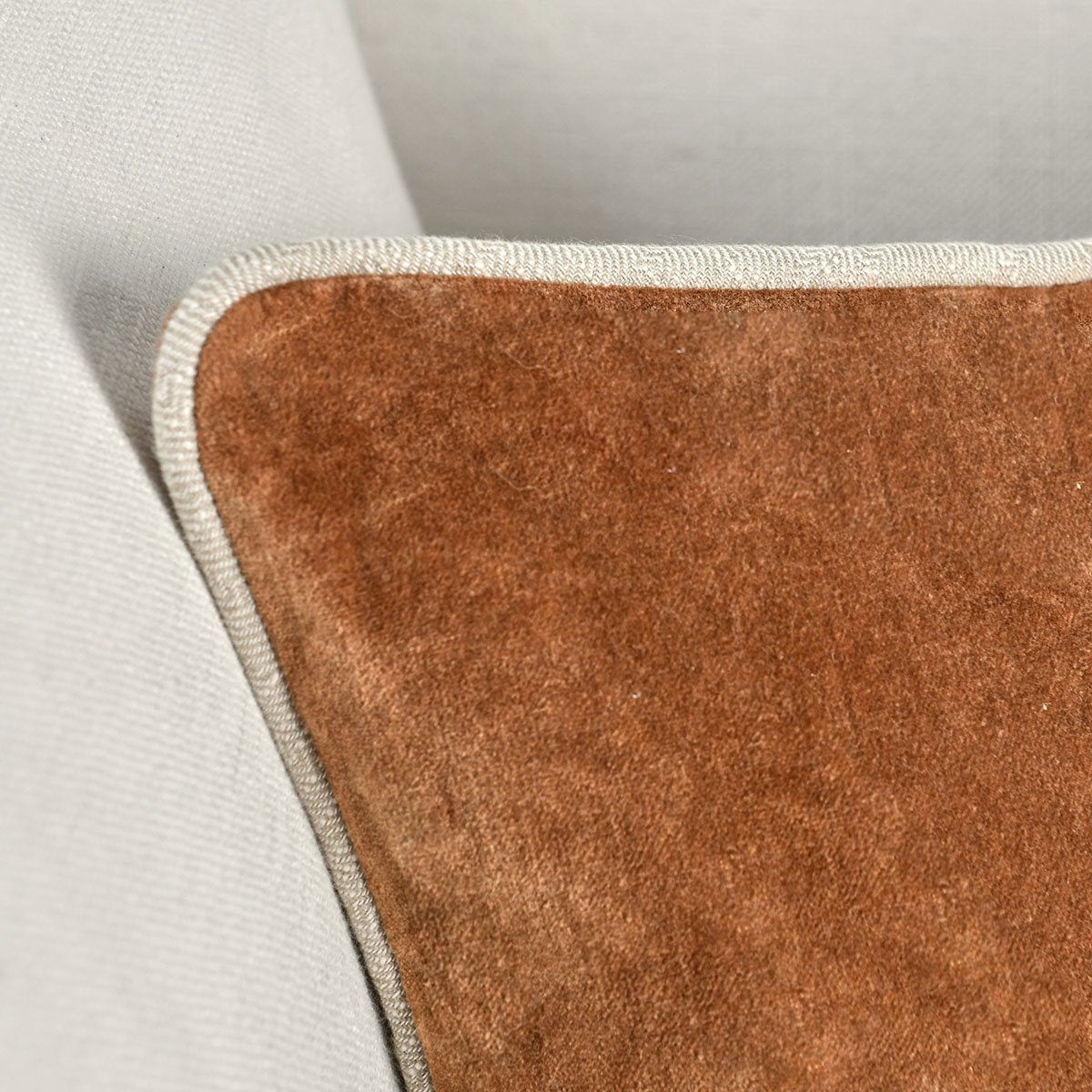 Heirloom Velvet - SLD Pillow