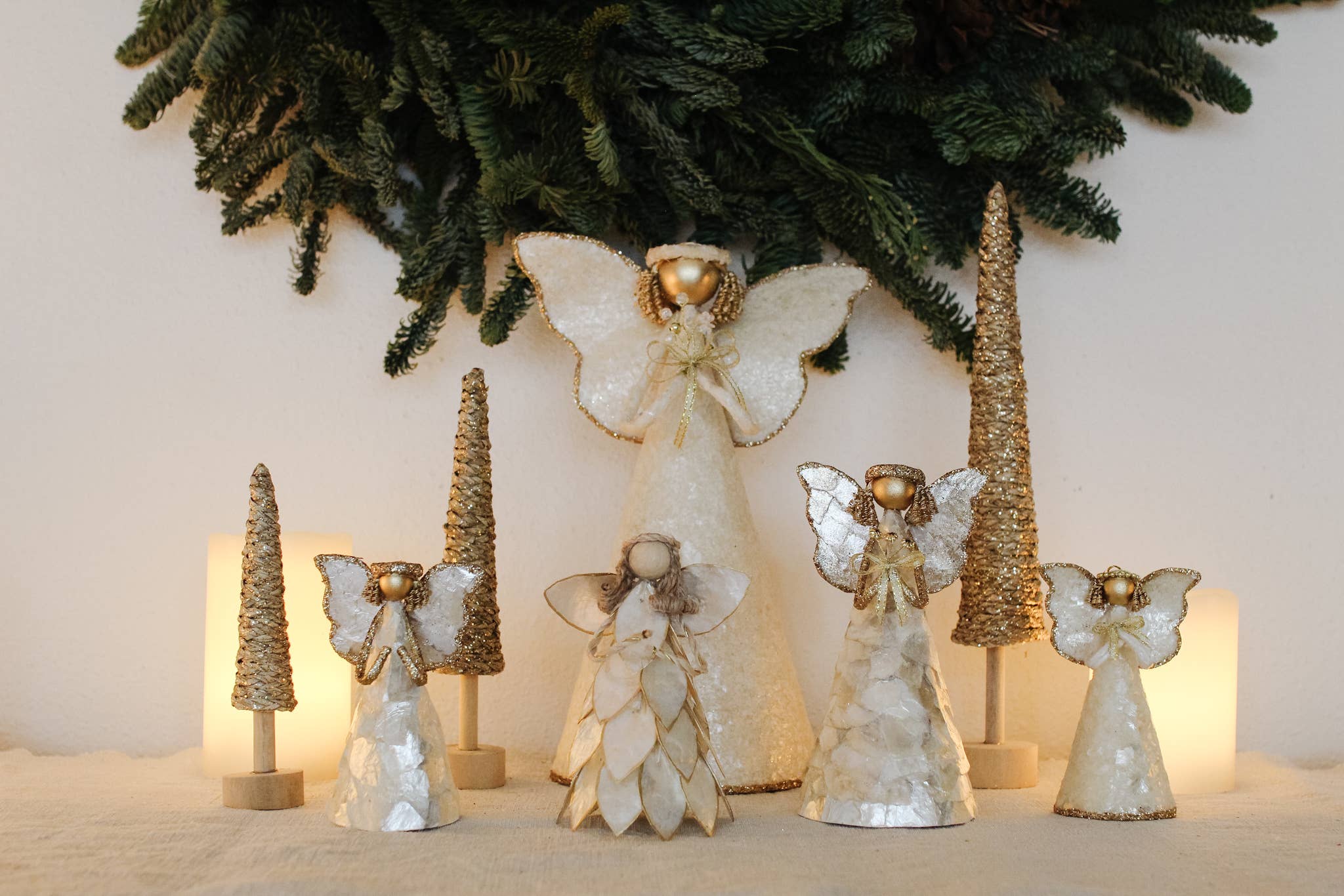 4.5" Capiz Flakes Angel Ornament w/Glitter (Ecru/Gold)