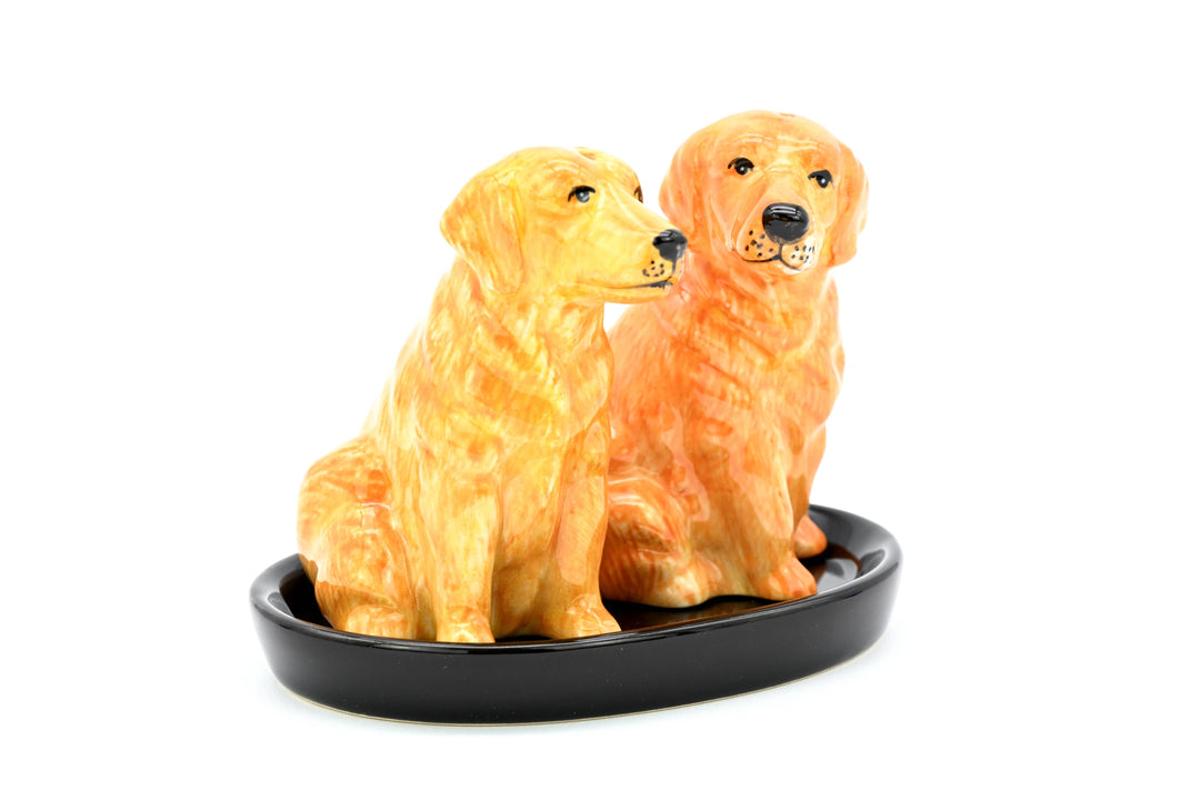 SP9137 SALT AND PEPPER SHAKER Golden Retriever