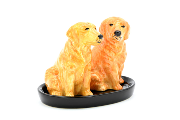 SP9137 SALT AND PEPPER SHAKER Golden Retriever