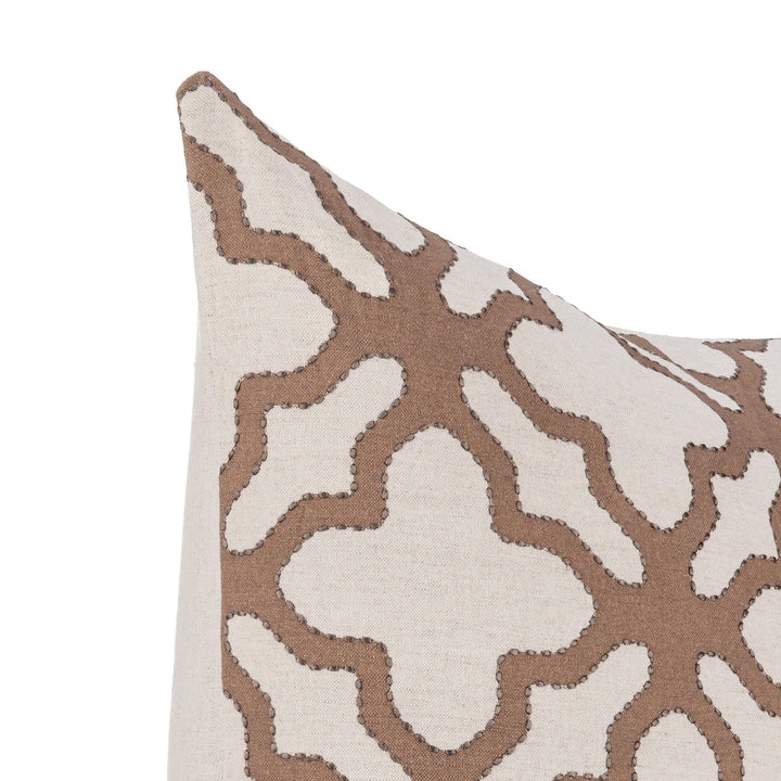 Mullan - 22" x 22" LN Pillow - Frothed Brown