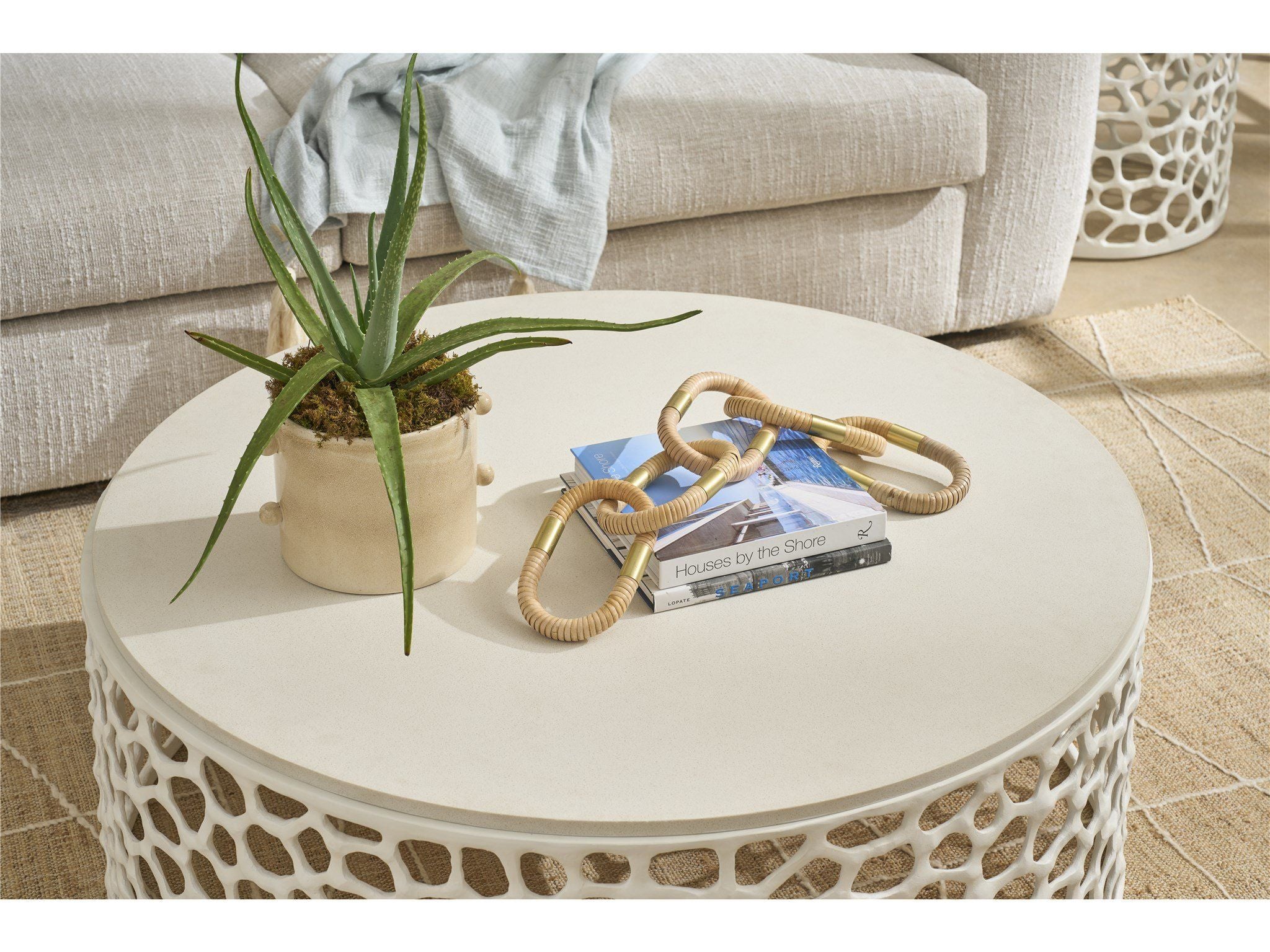 Oasis - Cora Table