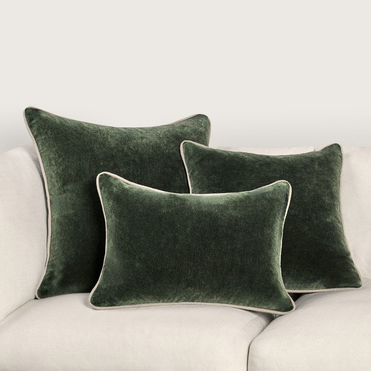 Heirloom Velvet - SLD Pillow